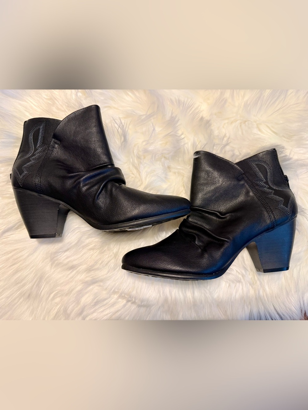 BareTraps Black Slouchy Ankle Booties Size 6
